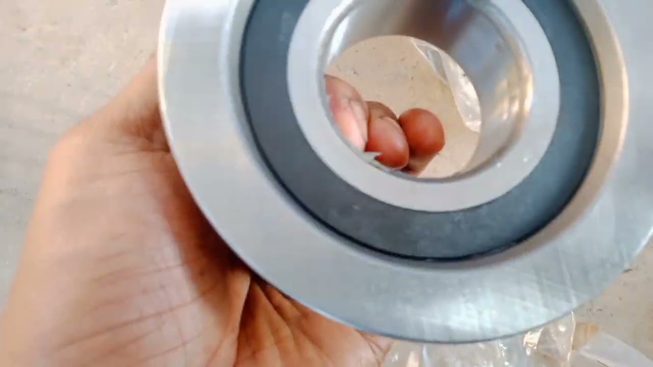 Oblak dan diputar kasar!!! saatnya ganti roller bearing center lift Forklift Toyota