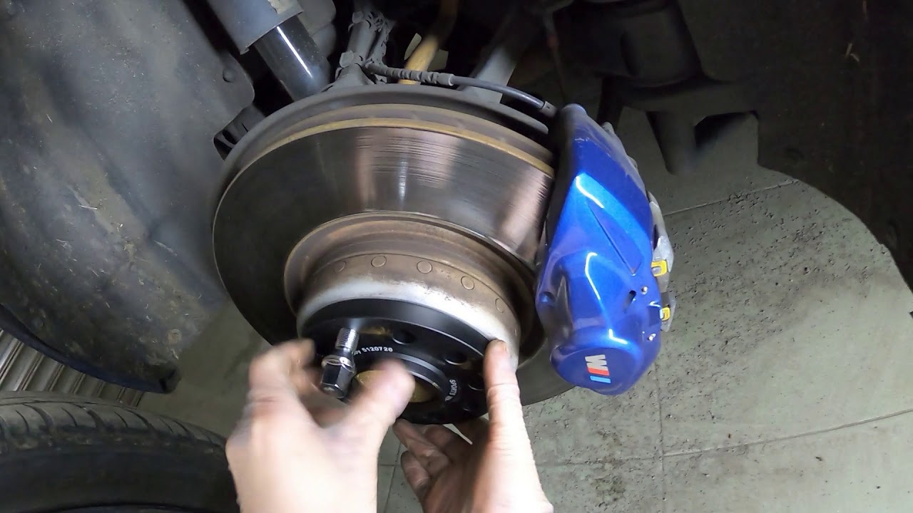 How to install wheel spacers (BMW F20 M135i) 安裝輪框墊片