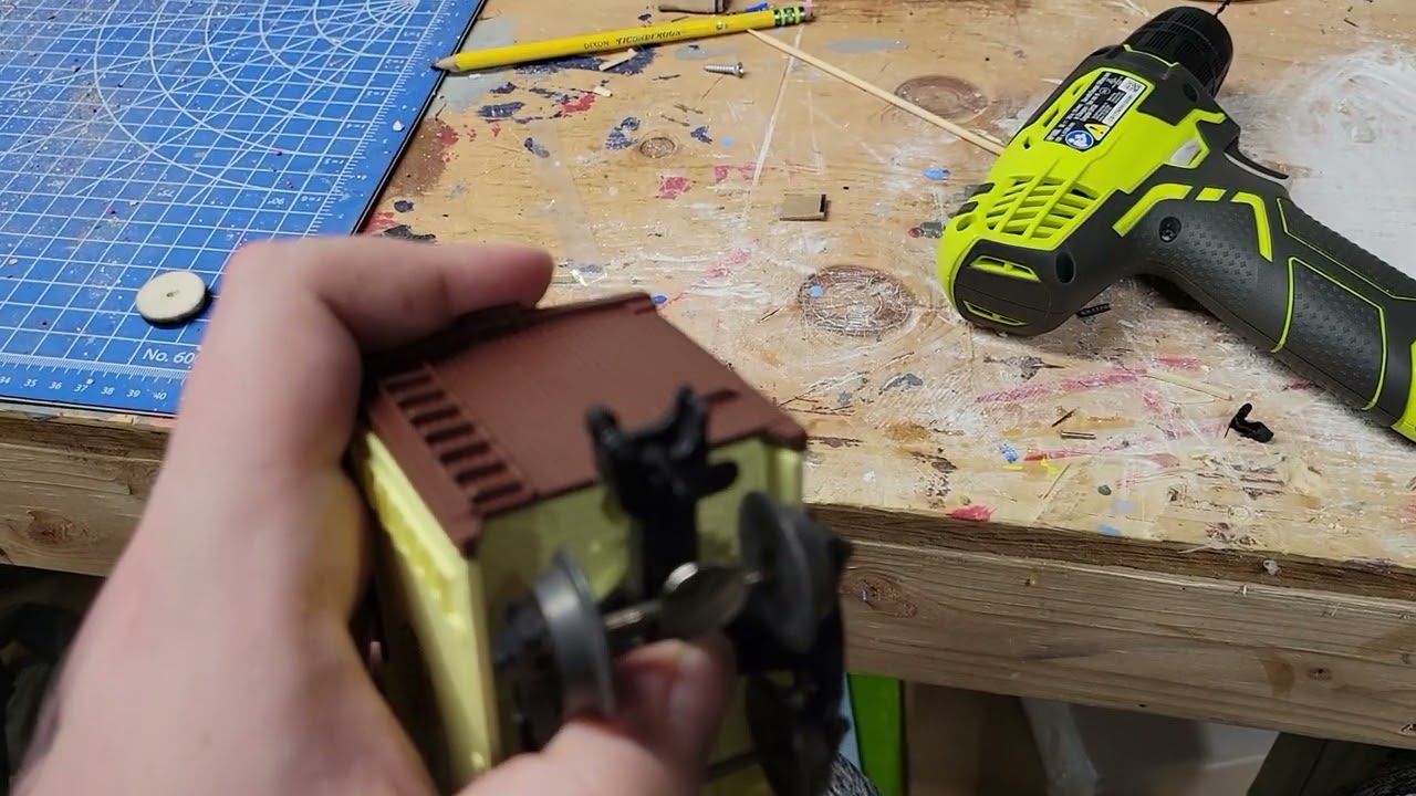 O Scale Repair Tutorial how to replace a broken knuckle or coupler.
