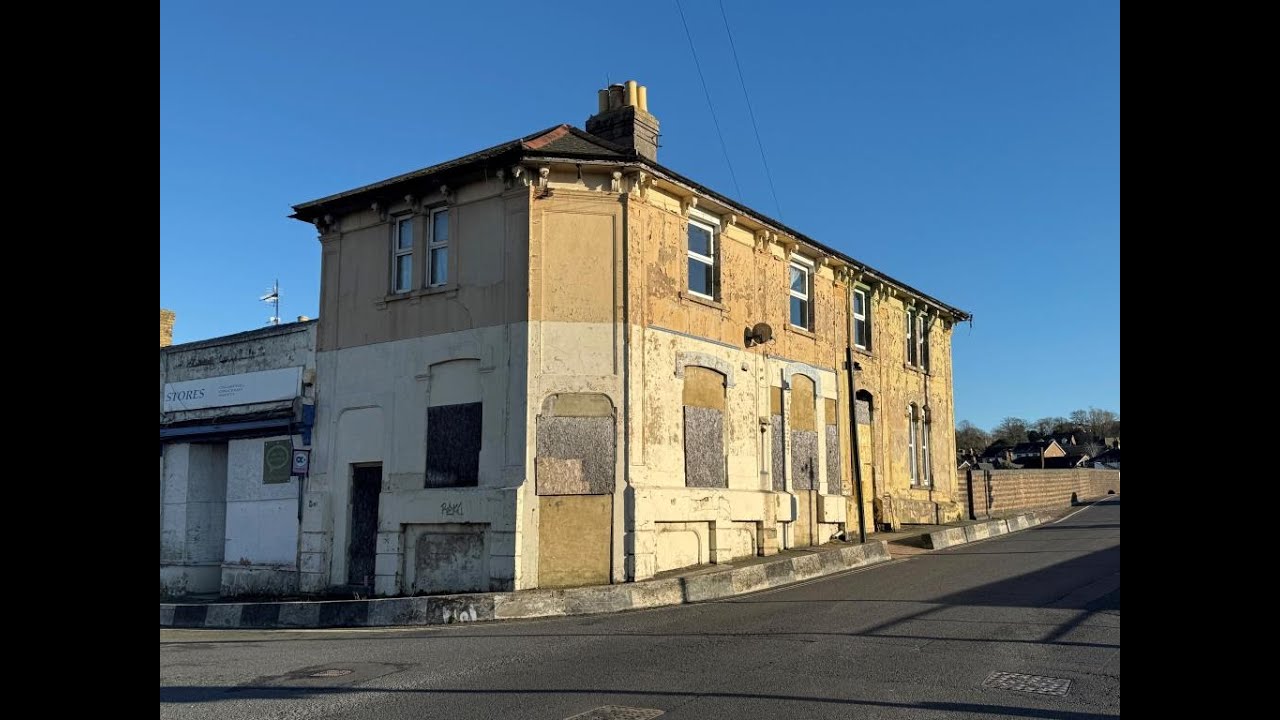 70 St. Johns Road, Ryde, Isle Of Wight, PO33 2BA - September 2025 Auction