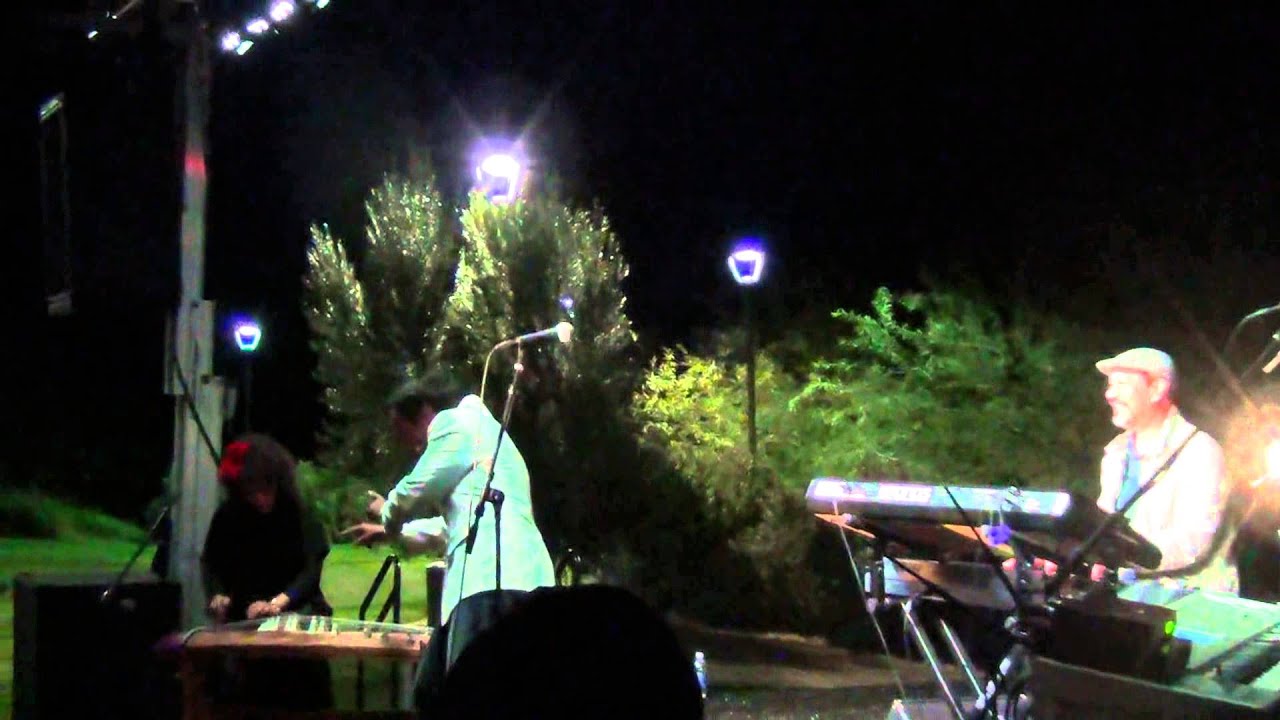 Hiroshima performs One Wish live at Grooves on the Green