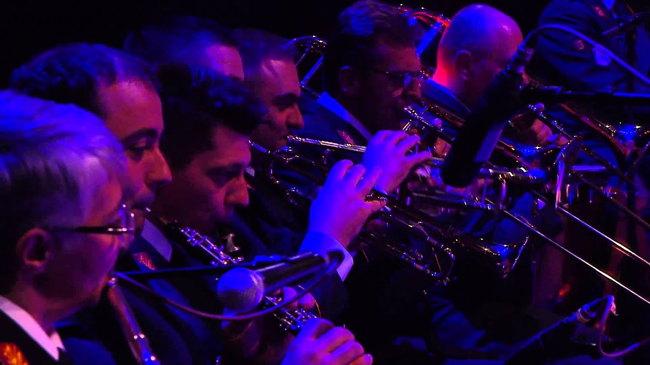 Magnifico & The Serbian Army Orchestra: Hir Aj Kam, Hir Aj Go (Live)