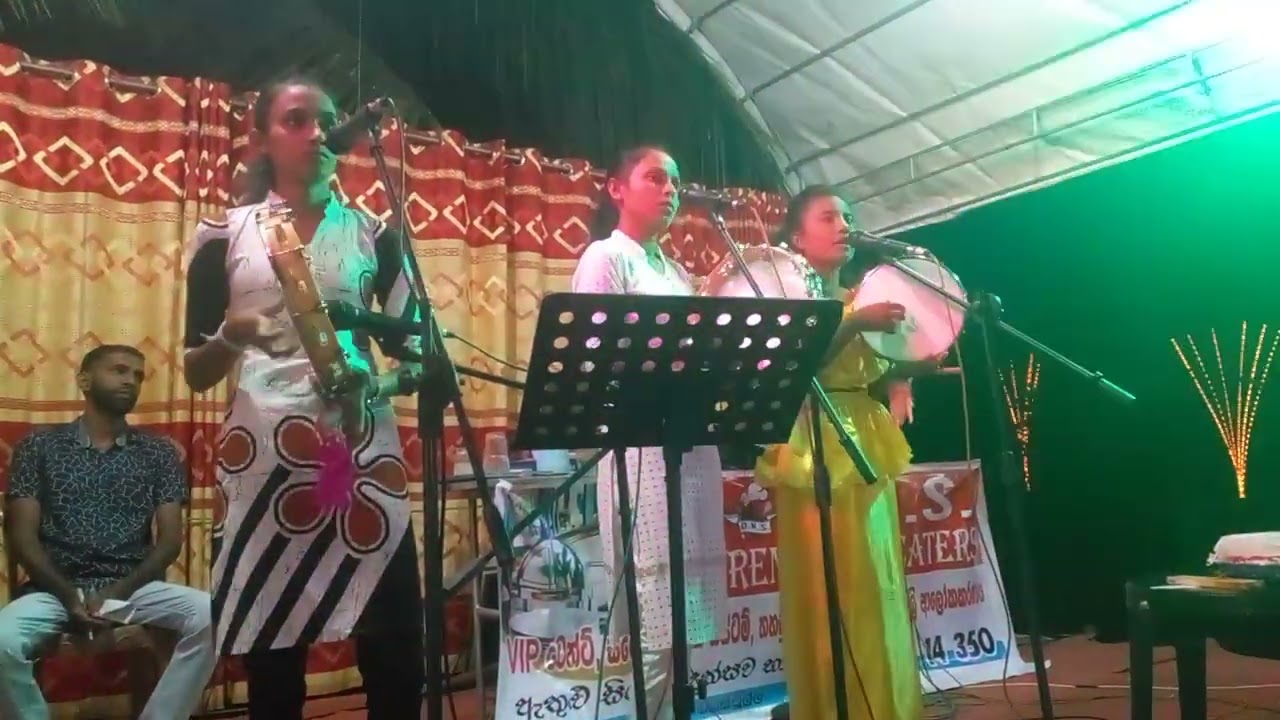 ඕෂධී මධුමාලී සමගින් දුලාංජනි ,සසිනි