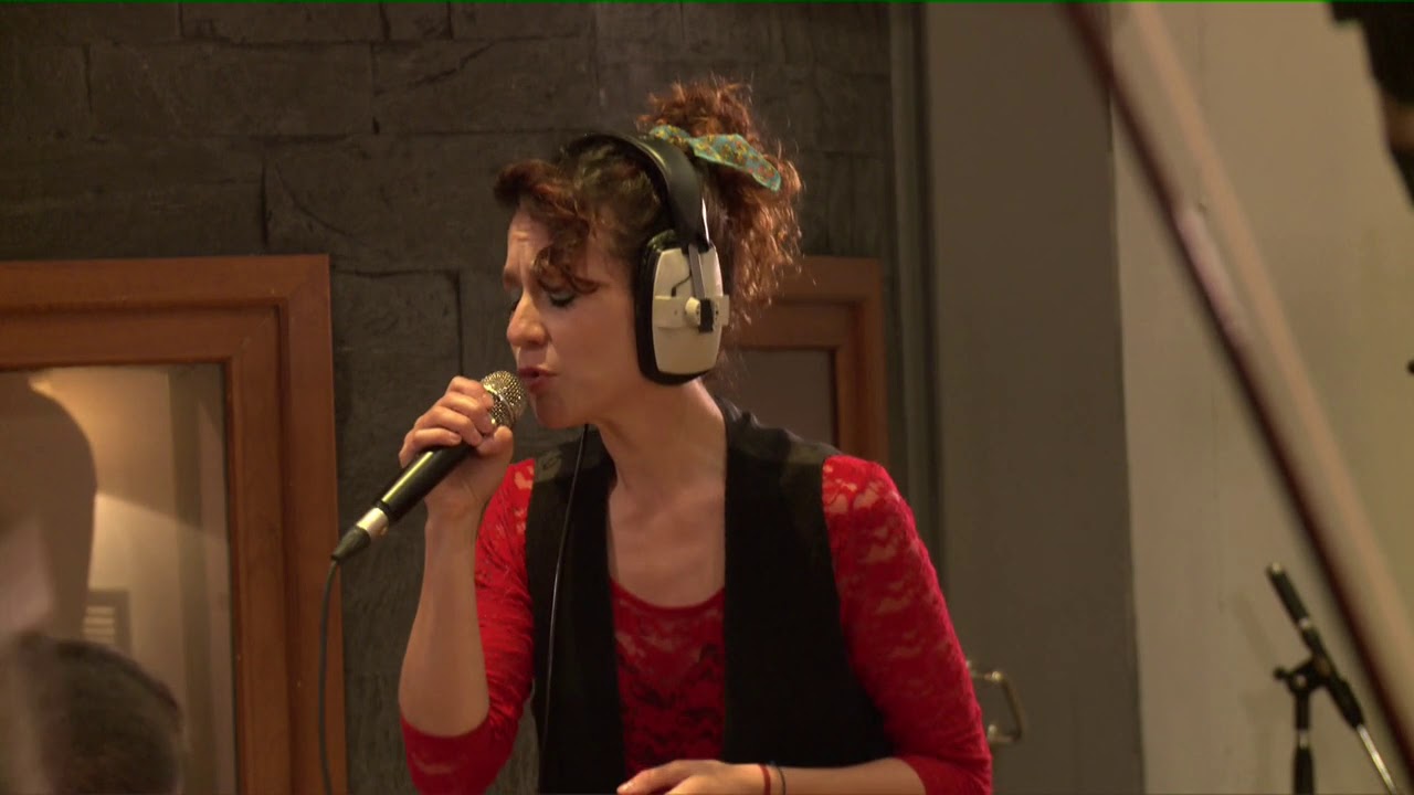 La canción de las bestias / Rock de Batuta Streaming /Daniela Herrero /Dirección Julián Hermida