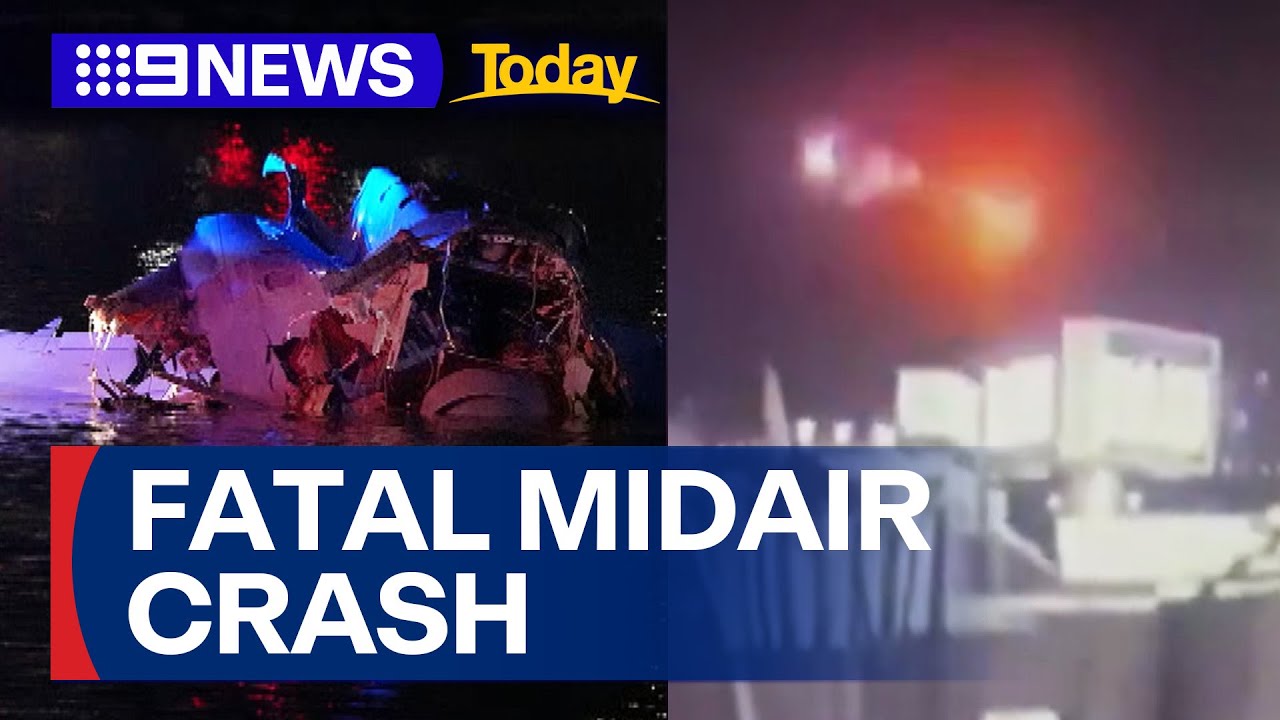 At least 67 confirmed dead after plane with US helicopter midair | 9 News Australia