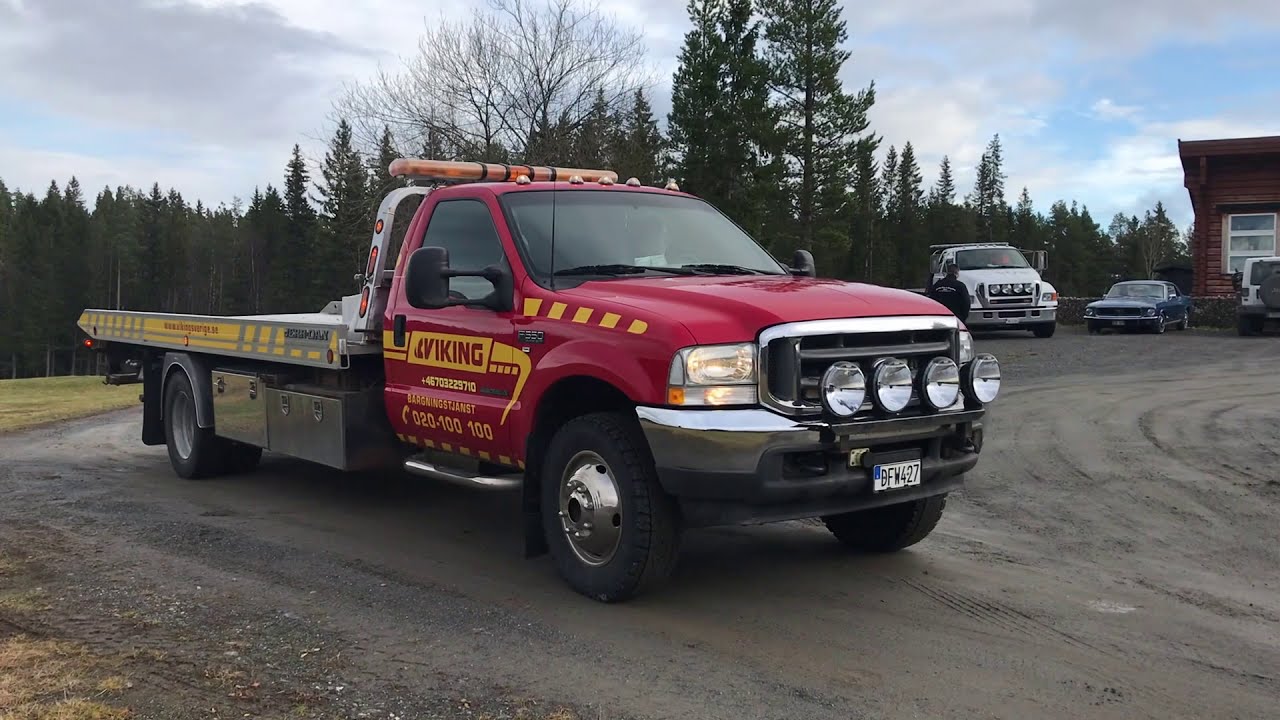 Köp Bärgningsbil Ford F 550 på Klaravik