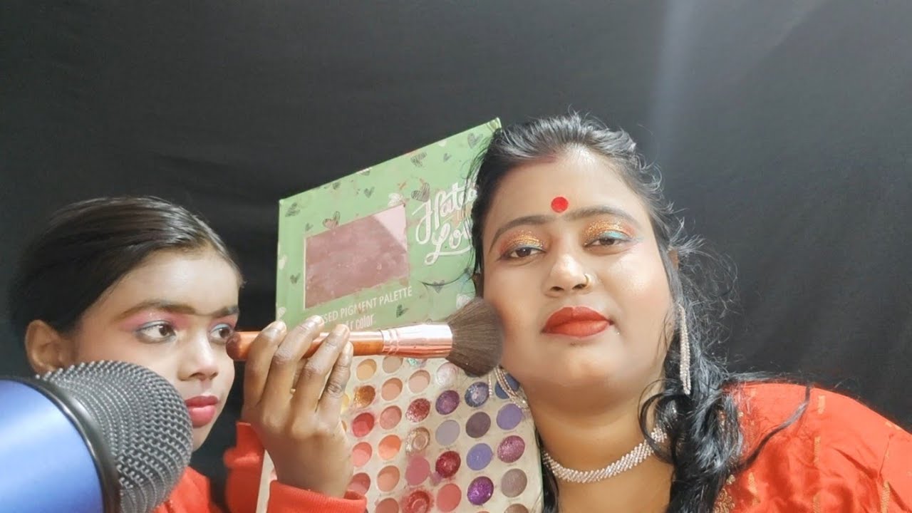  My Sister Does My Makeup 💄