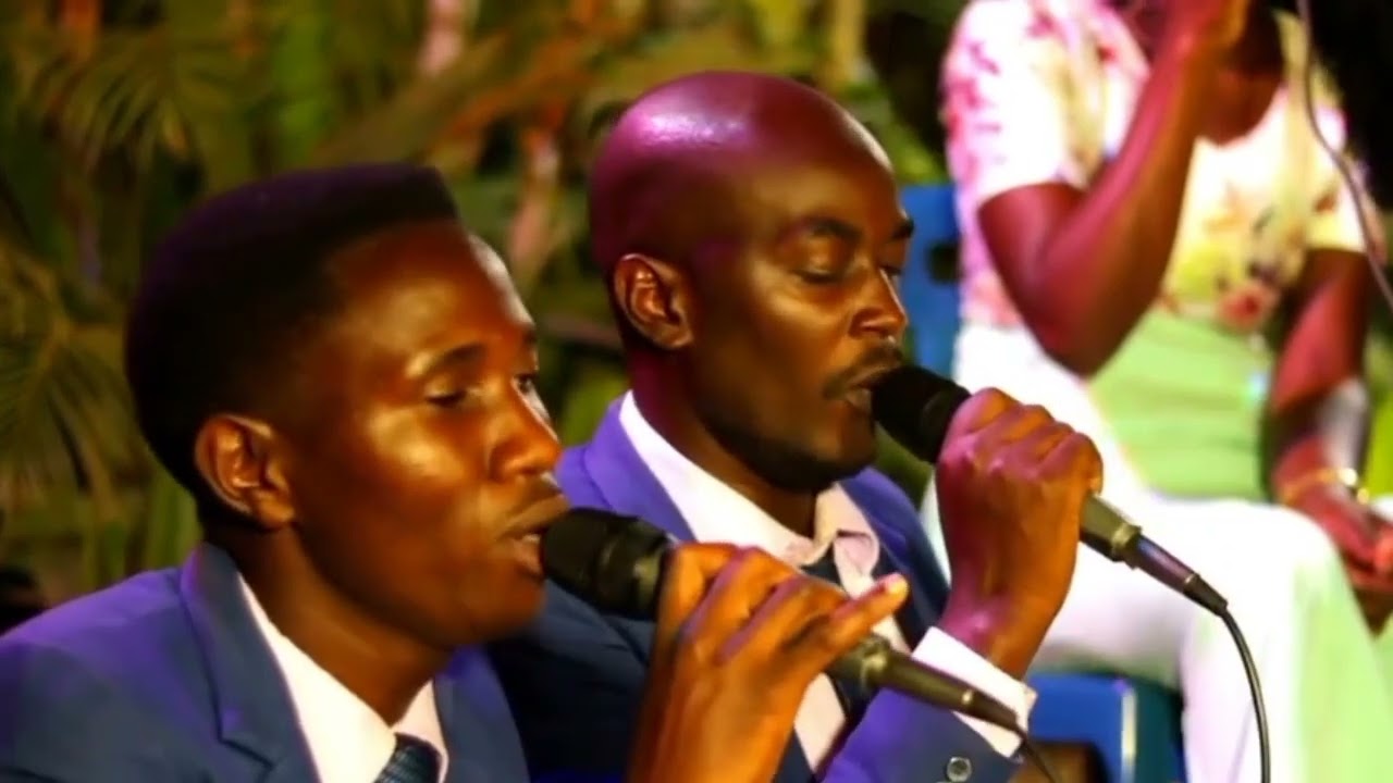 Nyinza ntya Okukikola Obutebaza Mukama Katonda