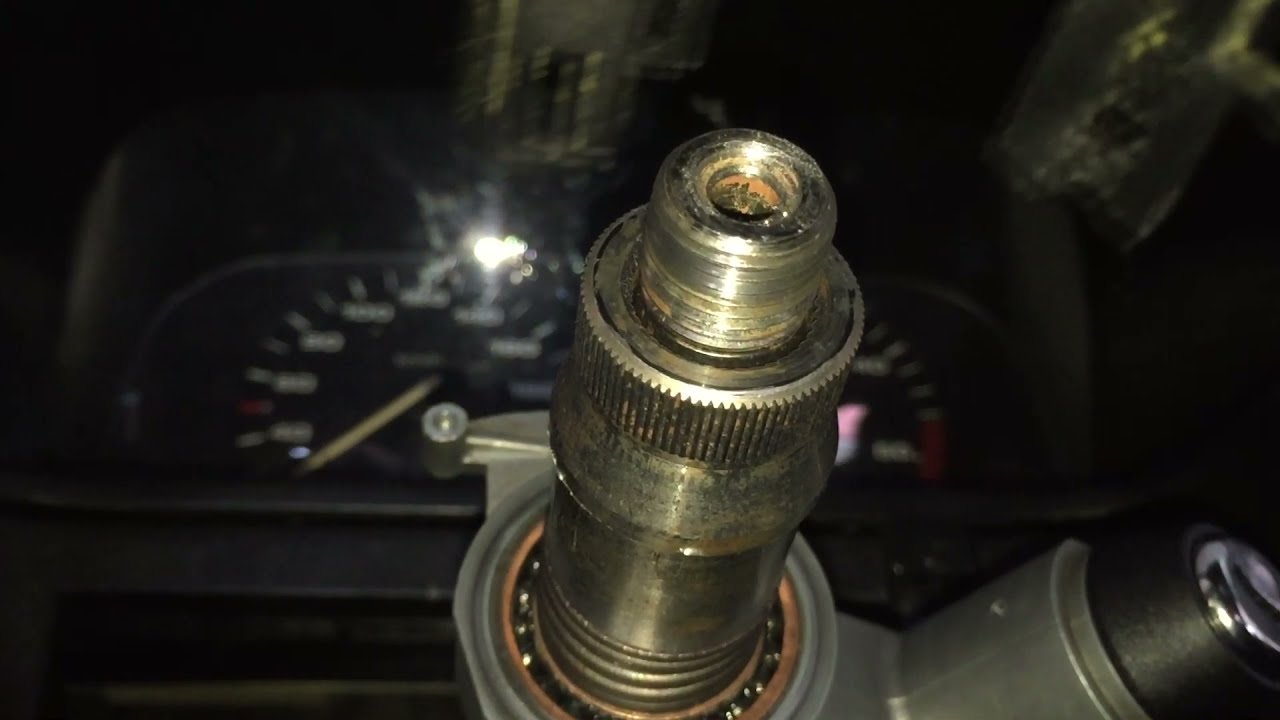 HOW TO #13 Replacing Volkswagen Golf 3/Vento ignition switch.