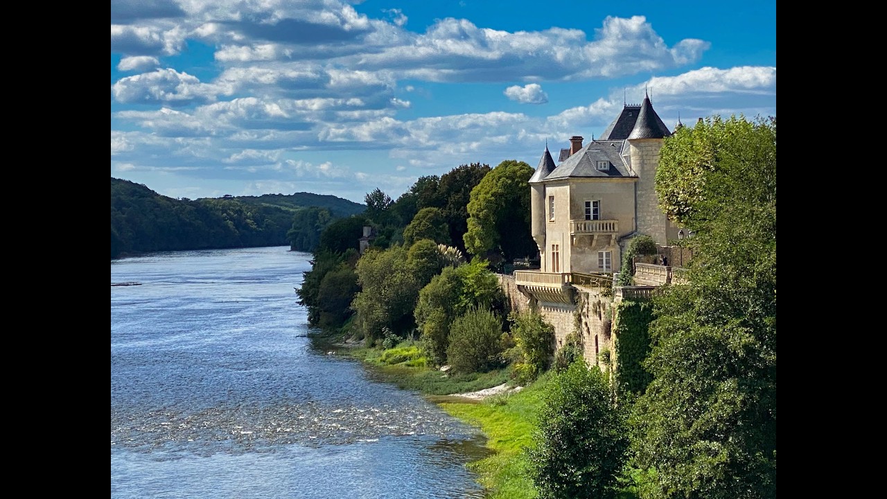Exquisitely renovated 13th Century chateau for sale with stunning views over the river Dordogne