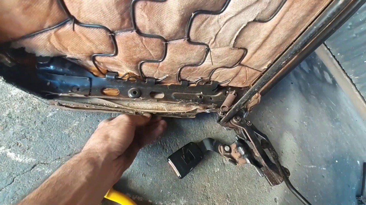 Veja como soldar banco de Uno Mille quebrado