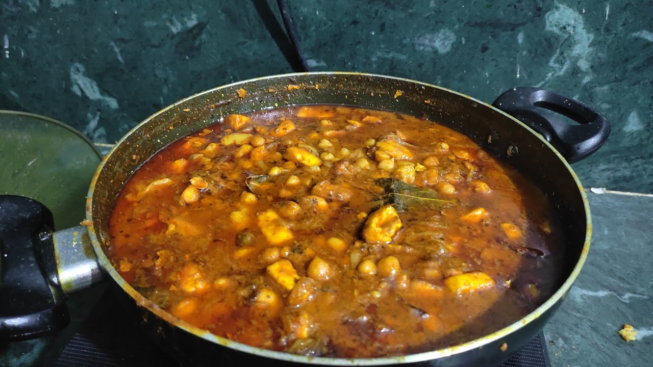 Aaloo kabuli chana or paneer ki sabji ki recipe आलू काबूली चना और पनीर की सब्जी बनाने का नया तरीका