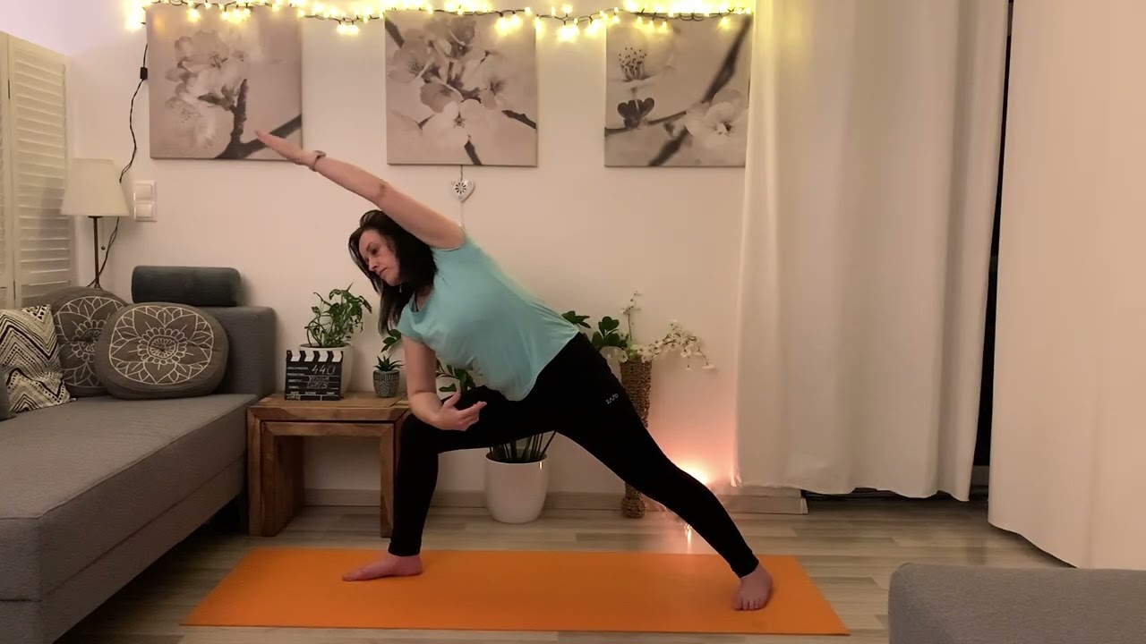 Yoga and pilates 🧚🏻‍♀️ back, thighs, balance, yoga flow.