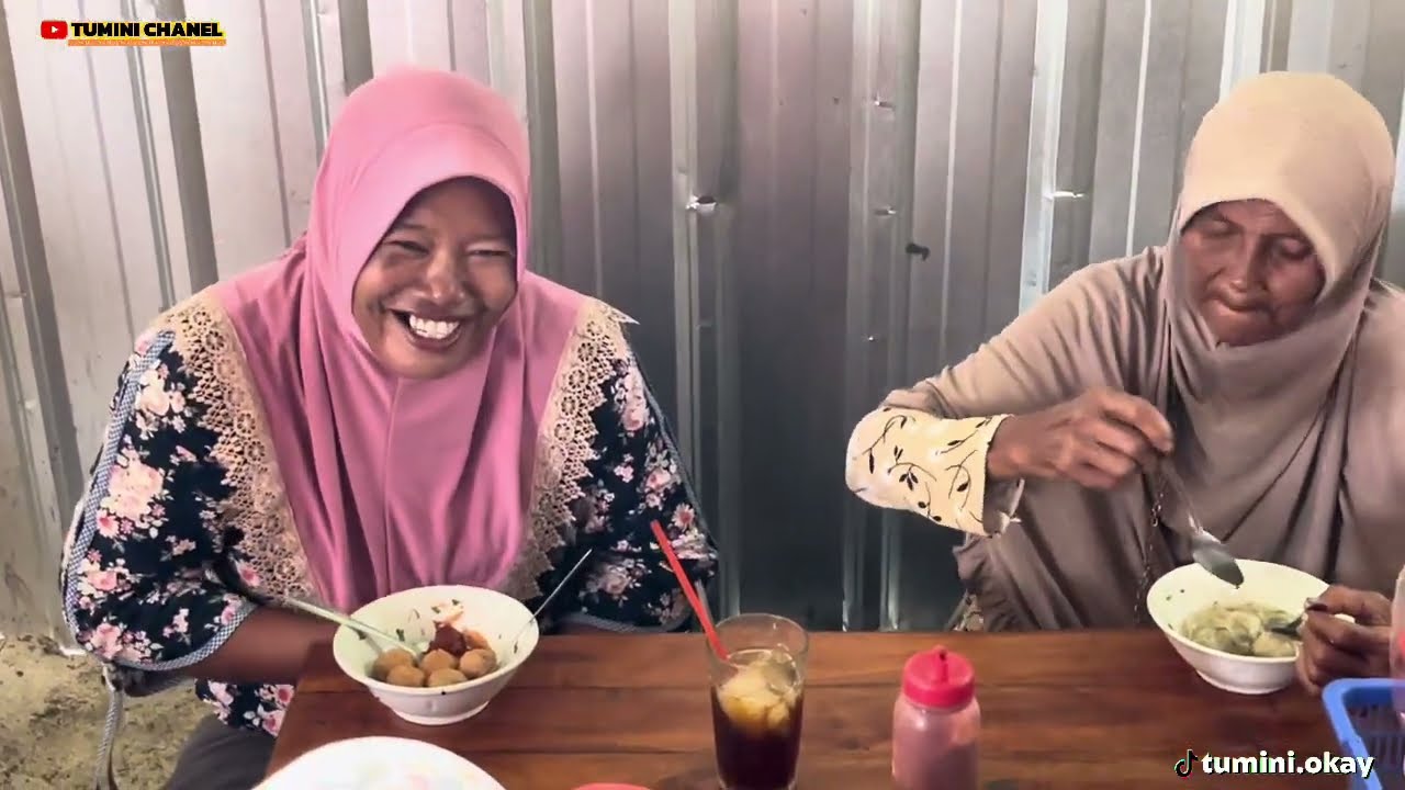 MBOK SINEM GK DUWE UNTULO KOK YO JALOK BAKSO JAN BANGETEN MBOK KU