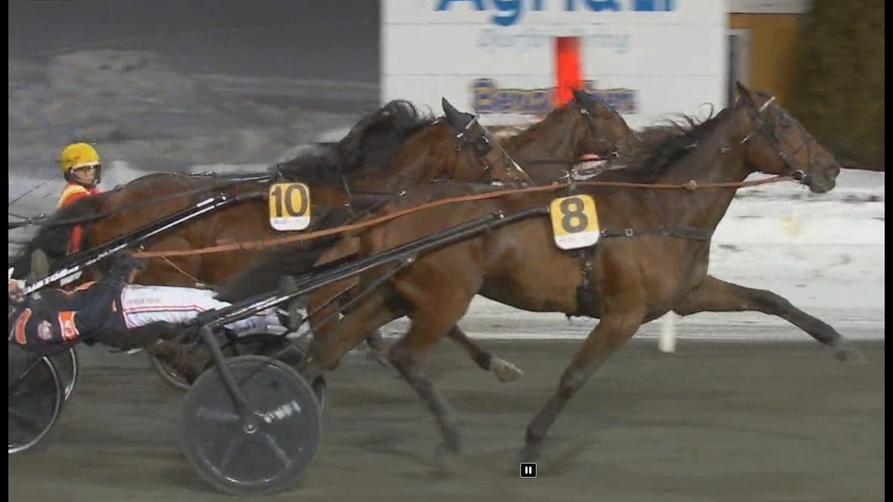 Jennifer Perssons Västerbo Tramp & Claes Sjöström vinner Bergsåker Winter Trot (400 000 kr) 2026.