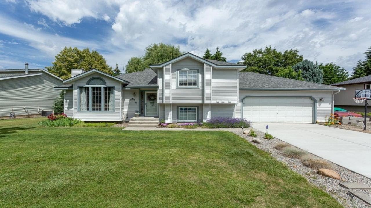 422 W Falcon Ave, Spokane, WA Presented by The Spokane Home Guy Group.