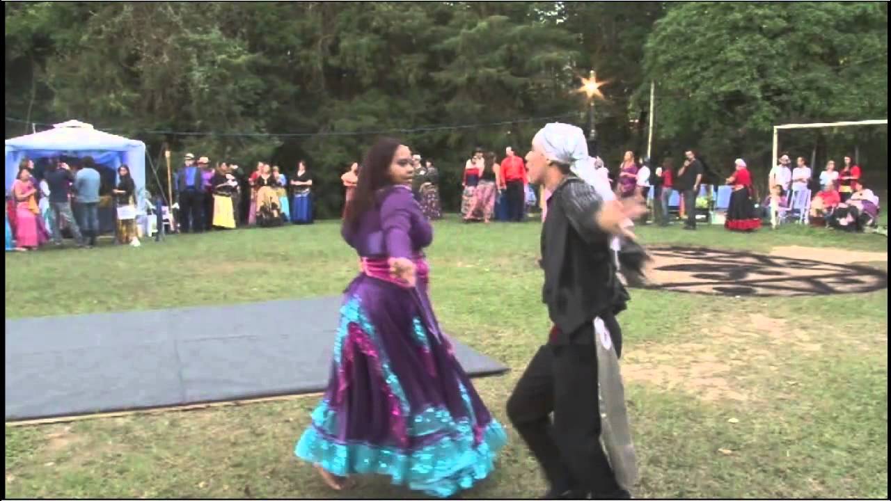 Graciéla Galvão e Eduardo Santos - Dança Cigana - No Face No Name No Number