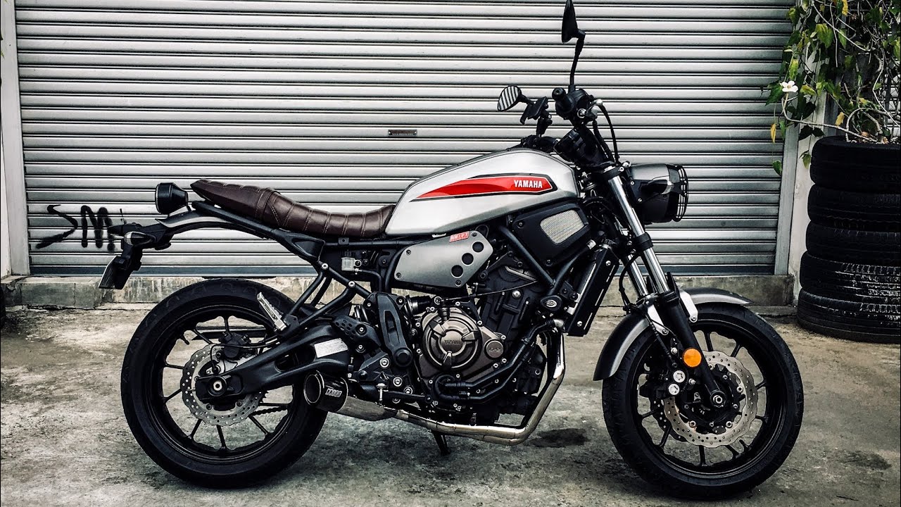 Full exhaust system on a Yamaha XSR 700