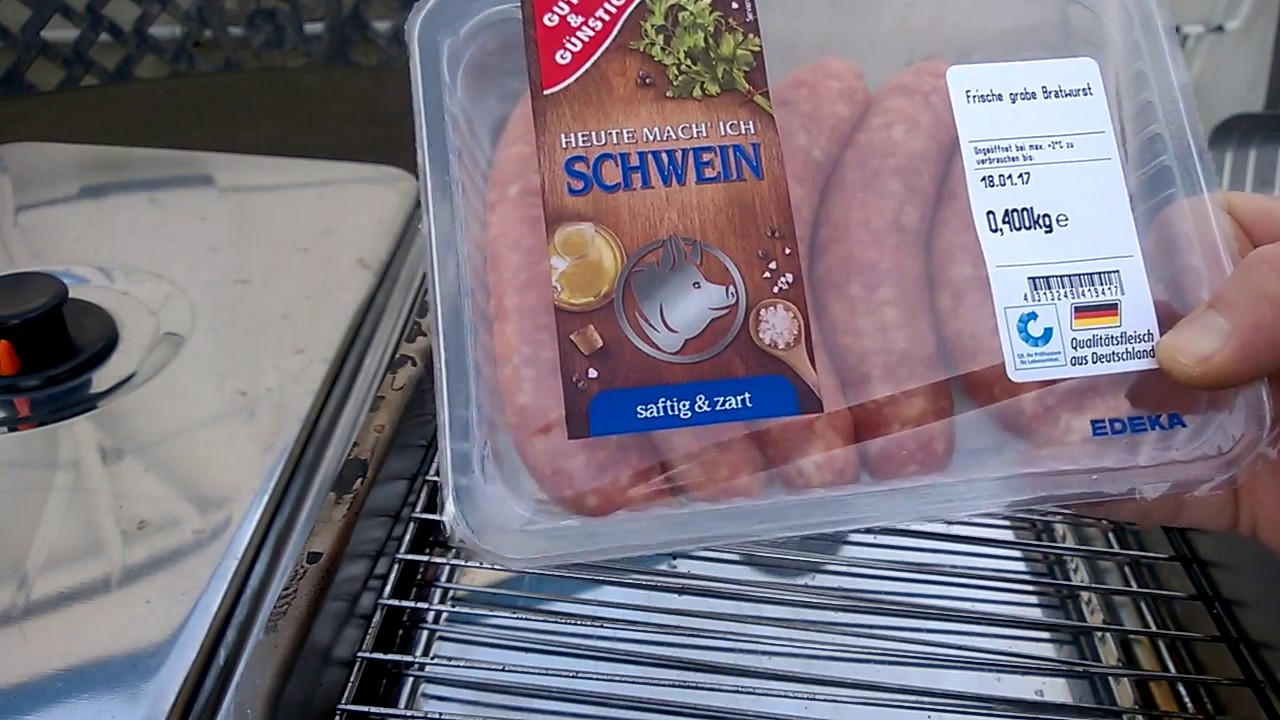 Bratwürste im Tischräucherofen räuchern