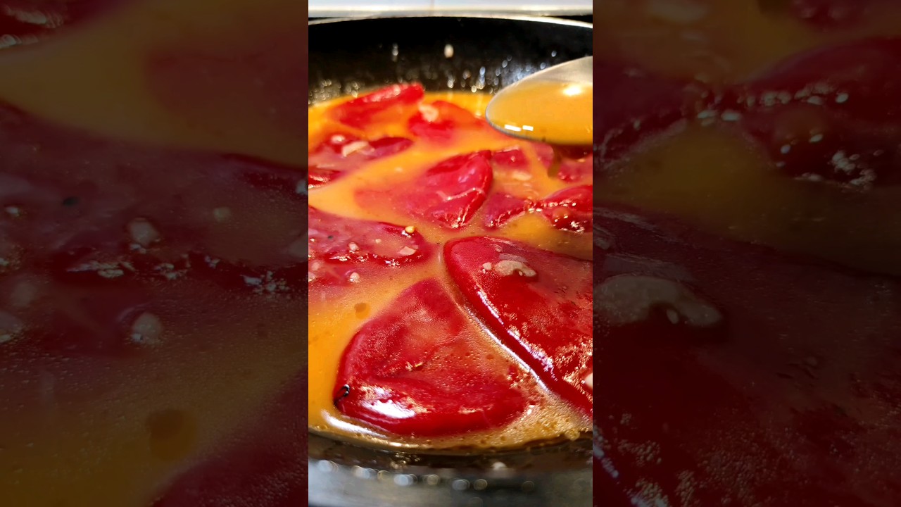 "PILPIL" de pimientos del piquillo. ¡Una salsa BESTIAL! 