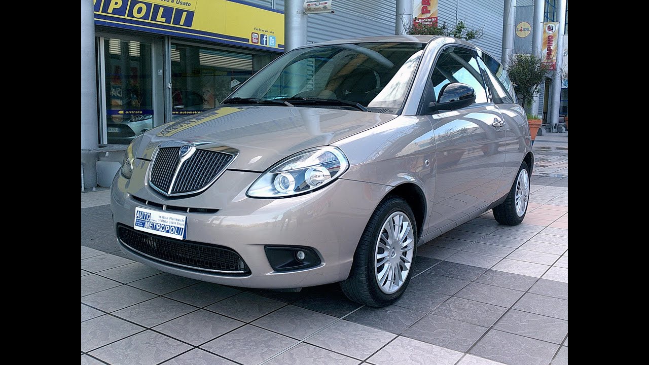 Lancia Ypsilon 1.2 8v 69cv Diva - Autometropoli.it