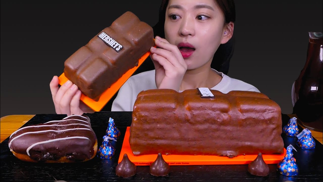 🍩Chocolate cake😍11자복근 ㄴㄴ 초콜릿 복근💪 [Hershey´s chocolate cake, Kisses choco donut, Kisses] Mukbang😋