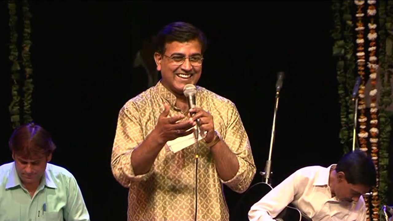 Tu pyar tu preet  -  Ms.Atima Nayyar & Mr.Jitender Jeetu rendering an evergreen song at PraNaV EnteR