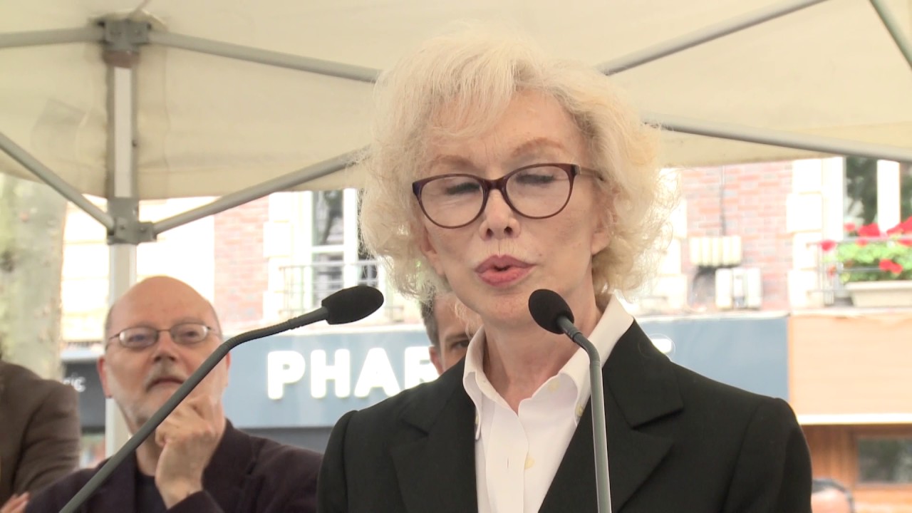 Bambi (Marie-Pierre Pruvot) - Discours d'inauguration de la Promenade Coccinelle (Paris)