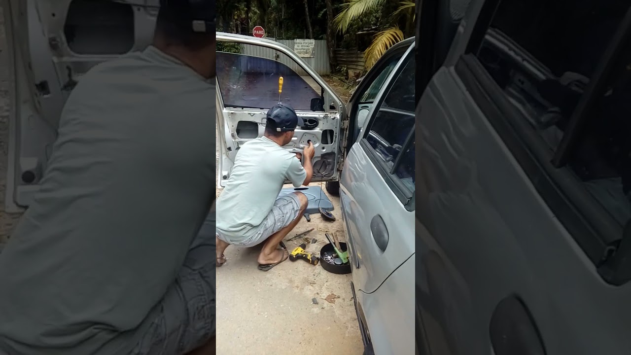 como estalar a máquina de subir o vidro do Ford fiesta 96/97/98/99/200