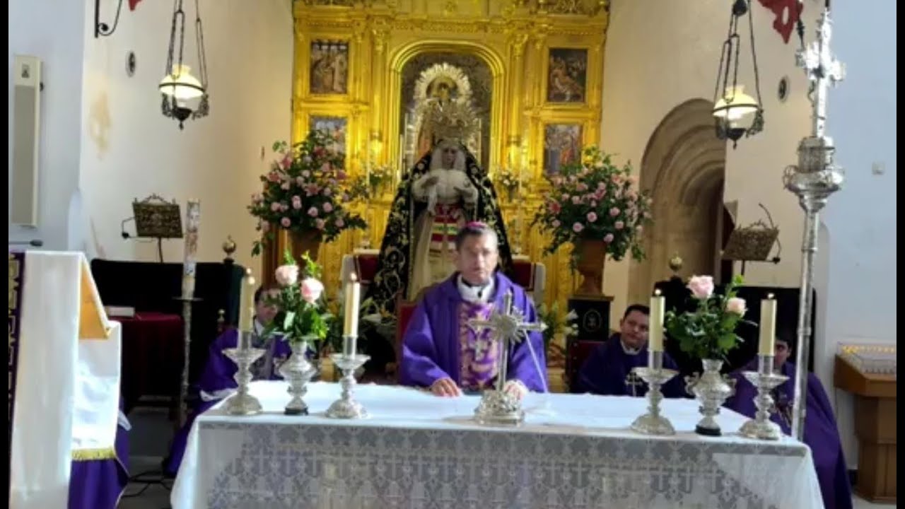 Monseñor Álvarez ora por Nicaragua, celebra primera misa desde España