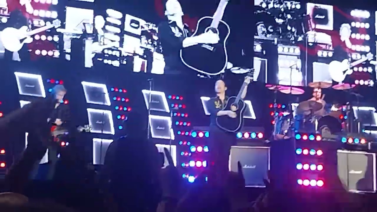 21 guns + Minority – Green Day, Saviors tour (Visarno Arena, Firenze Rocks 2025)