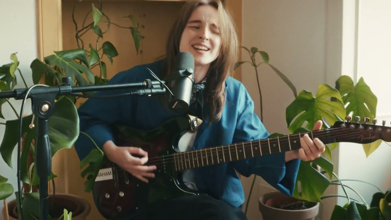 Zoe Graham - Push and Pull (live session)