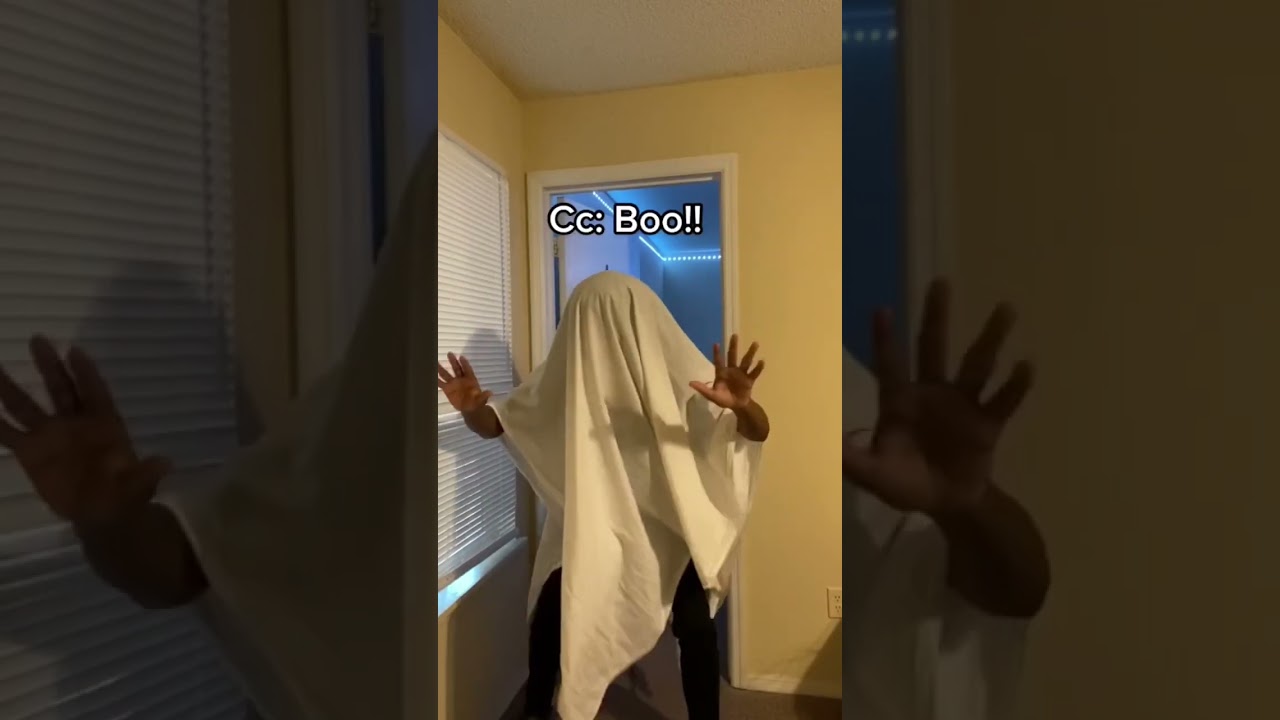 How ghosts scare deaf people🤨🤨