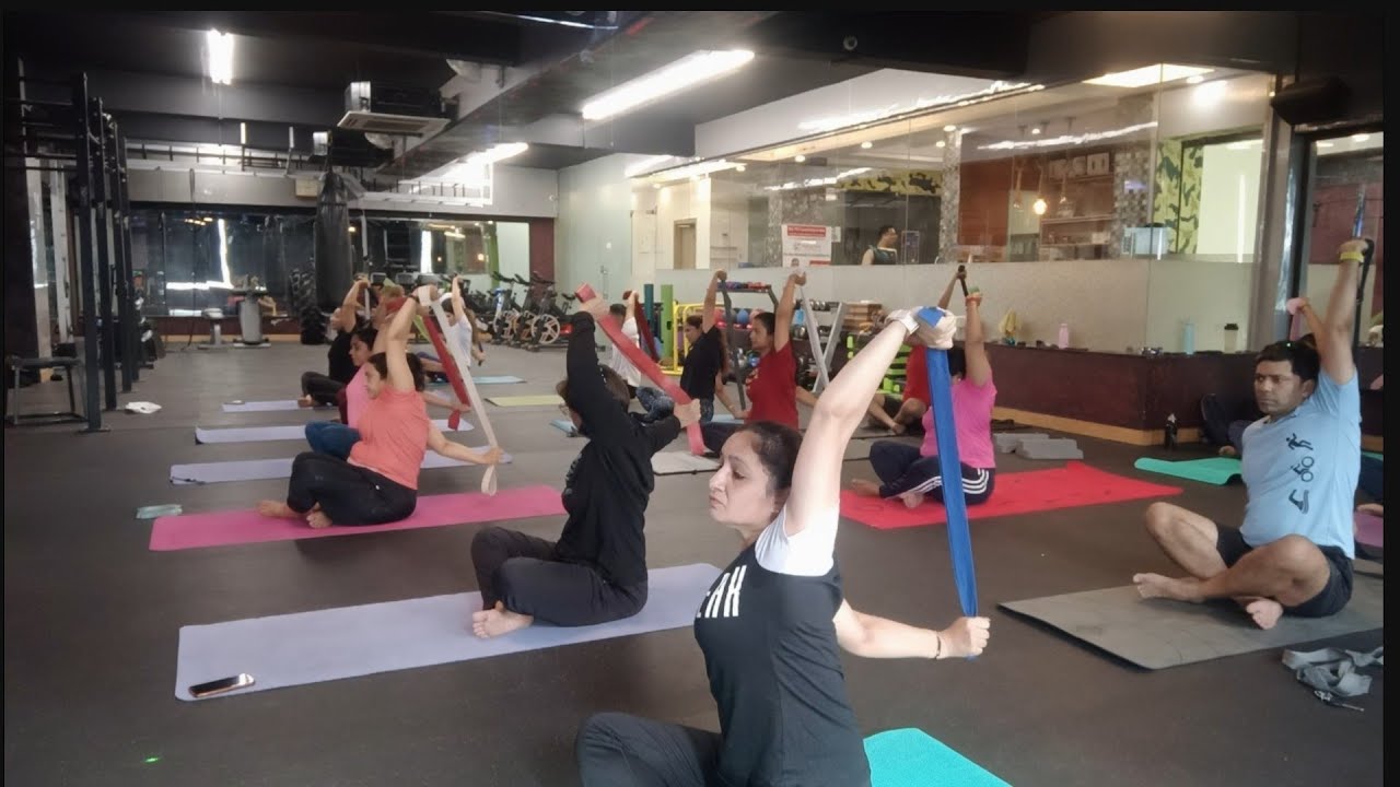 Mix yoga flow with strap Beginners level | #yoga #backpainrelief #yogalife