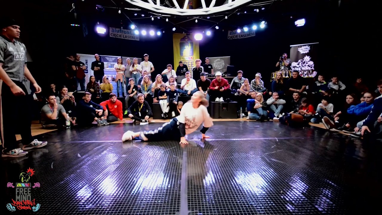 Free Mind 2018 / P&oacute;łfinał Bboying 1vs1 / Bboy JohnnyFox vs Bgirl Nastya