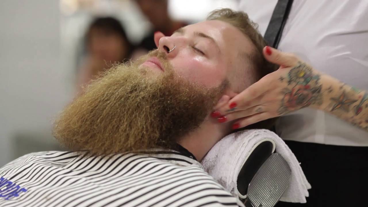 Die zweitplatzierte Jessyca Hartsoe bei den German Barber Awards 2016