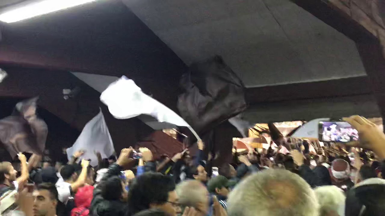 La hinchada de Platense, copando Lanús!!!