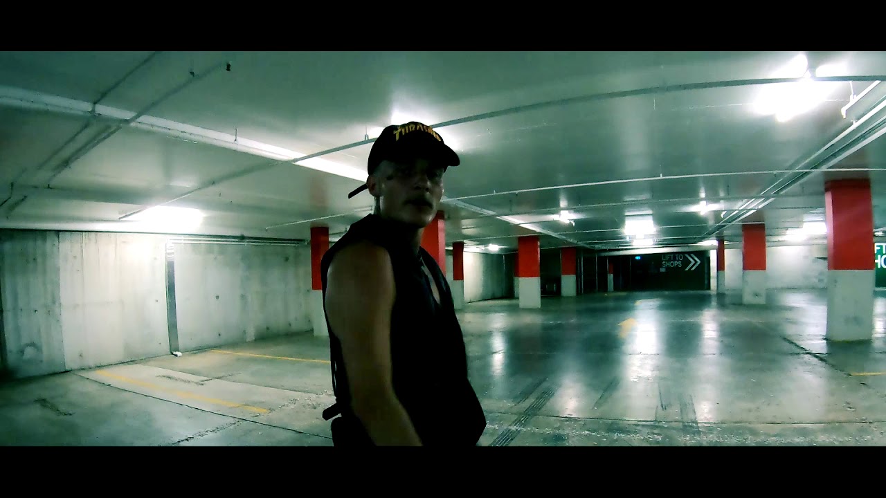 L33ZE - BARS IS IN SESSION VOL.1 [OFFICIAL VIDEO]