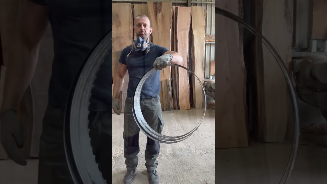 How to fold up bandsaw blades! Two different method 
