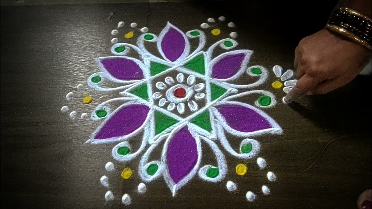 கோலம் 🌺#kolamvideo #bestkolam#3dotskolam#simplekolam #bigkolam#viral#trendingkolam @dhanyacrafts 