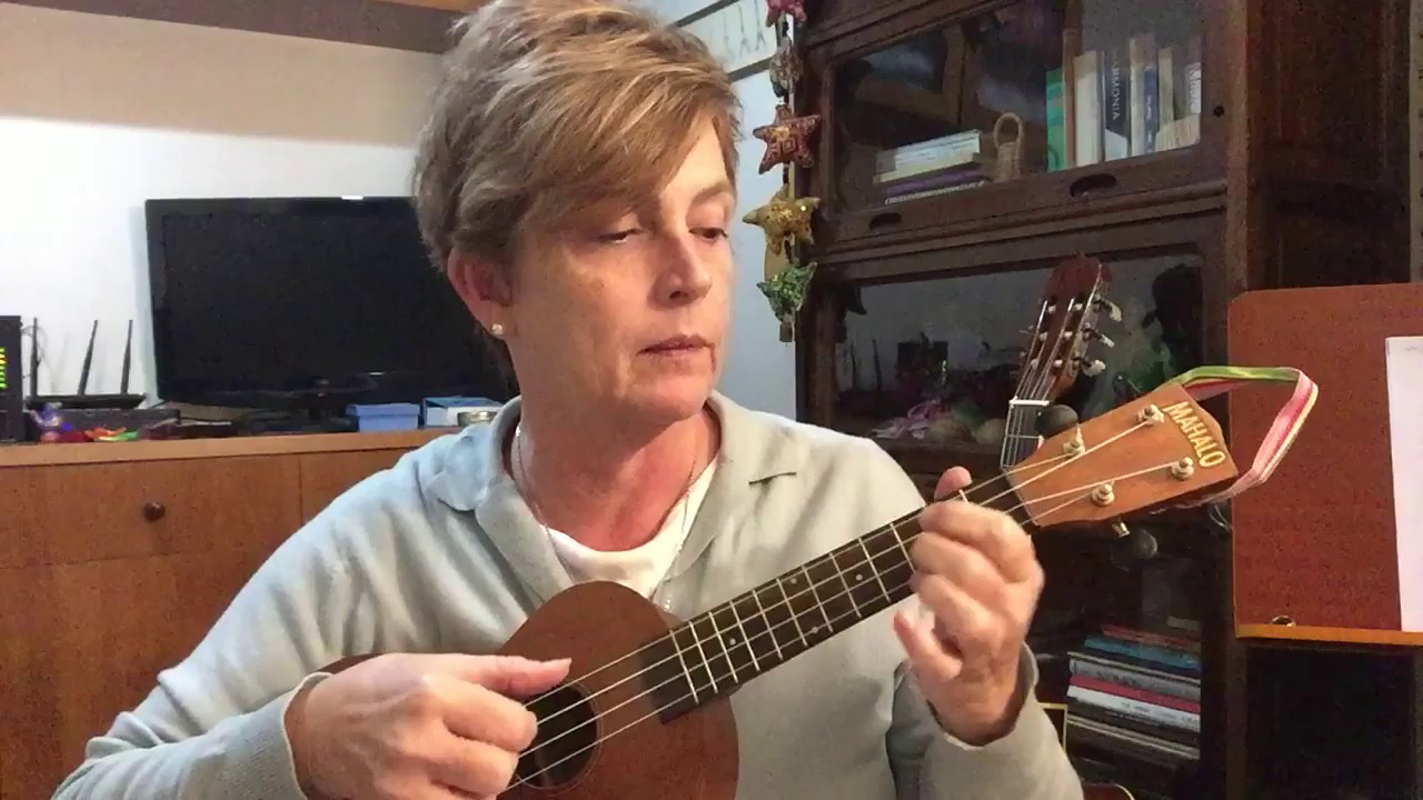 Tocando: Panis et Circensis - Caetano e Gil. Um jeito de tocar! -ukulele