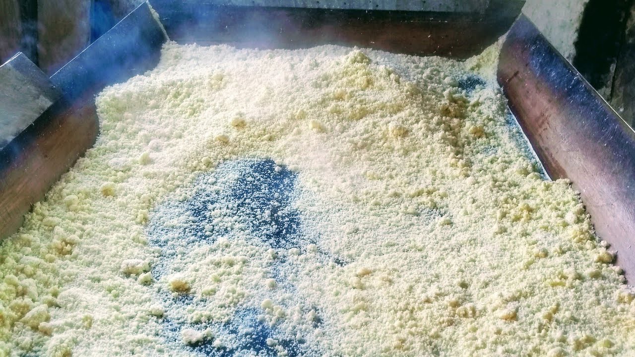Férias Na Roça, Mostrando Como faz Farinha De Puba