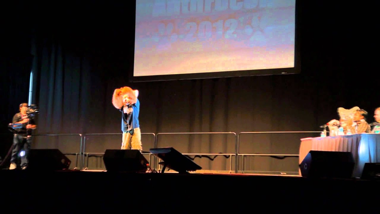 Anthrocon 2012 - Fursuit Dance Competition - 04 - Atsu Fawx