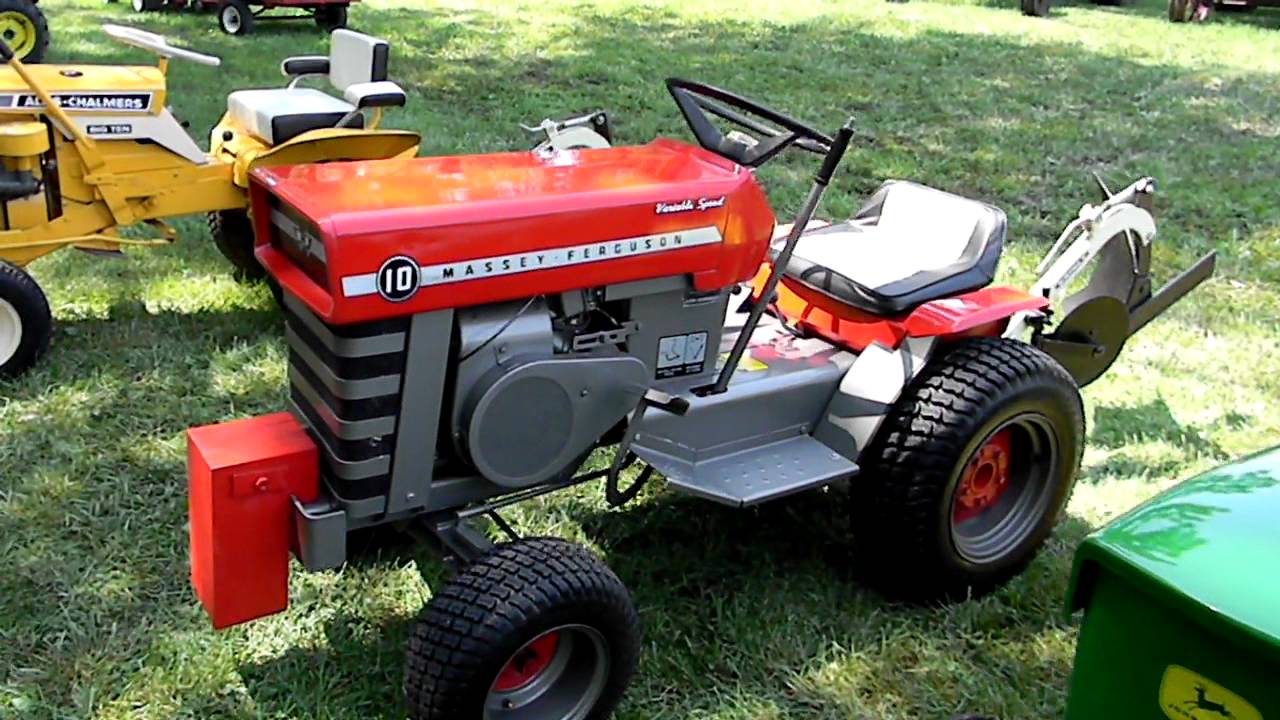 G & W Antique Lawn & Garden Tractors