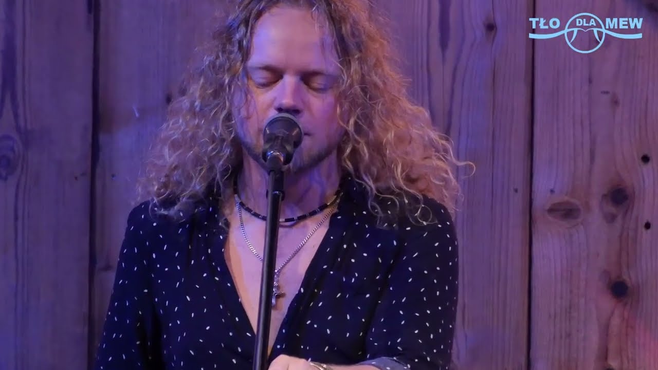 🎸Elvis Presley - Blue Suede Shoes (acoustic cover by Maks Kwapień & Eryk Haba) Live  Tło  Dla Mew 🕊️