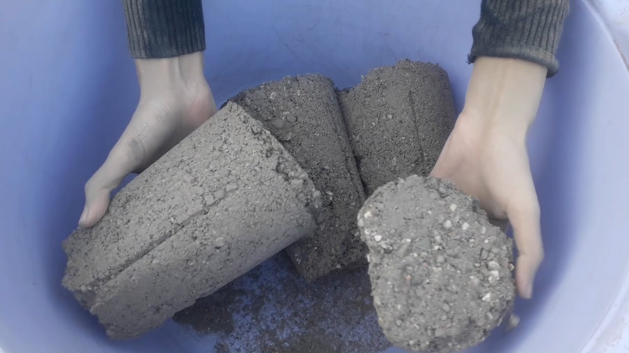 Gritty bajri cones Dustiest dry crumbling in tub+water ASMR crumbling video 🔥💦💯