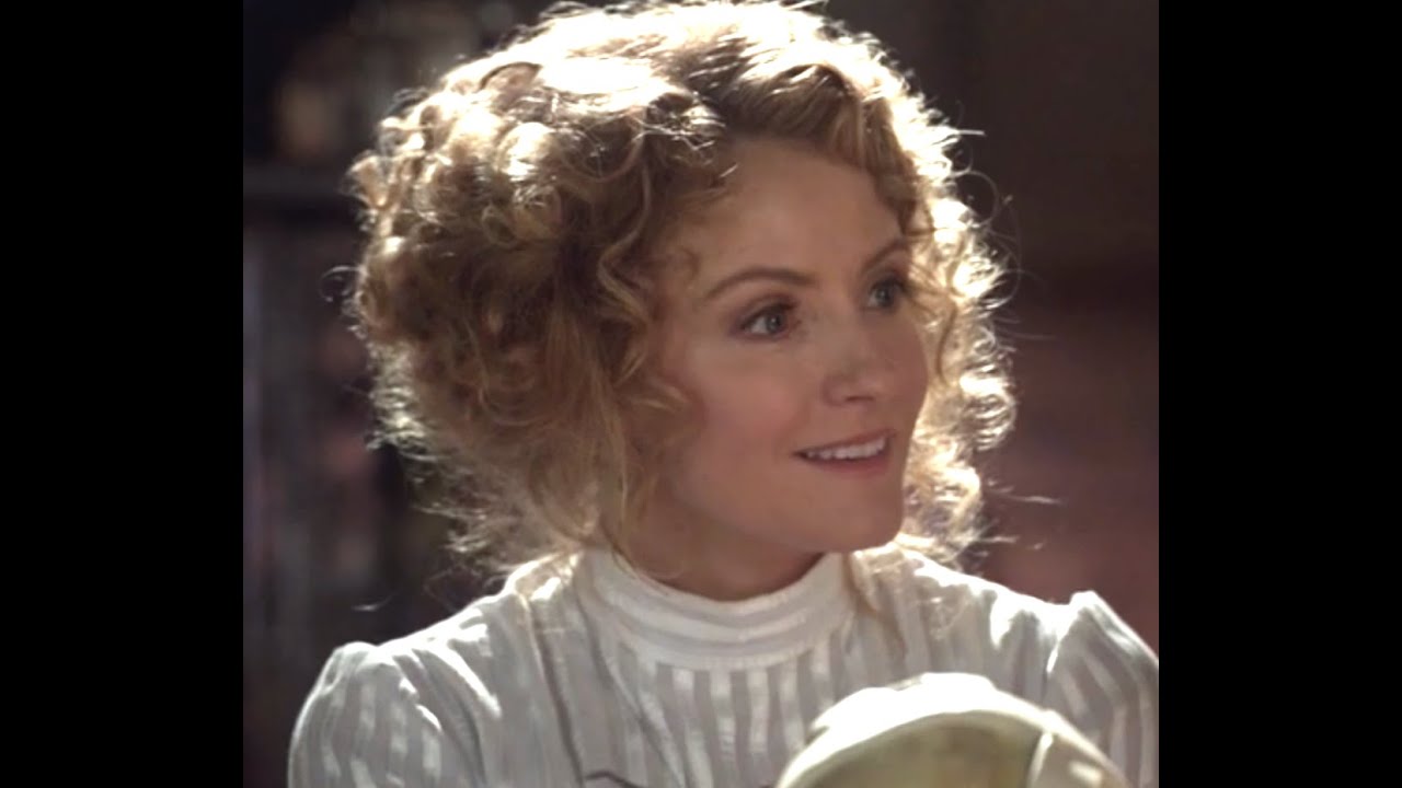 Murdoch Mysteries  Julia Ogden  My Hair!