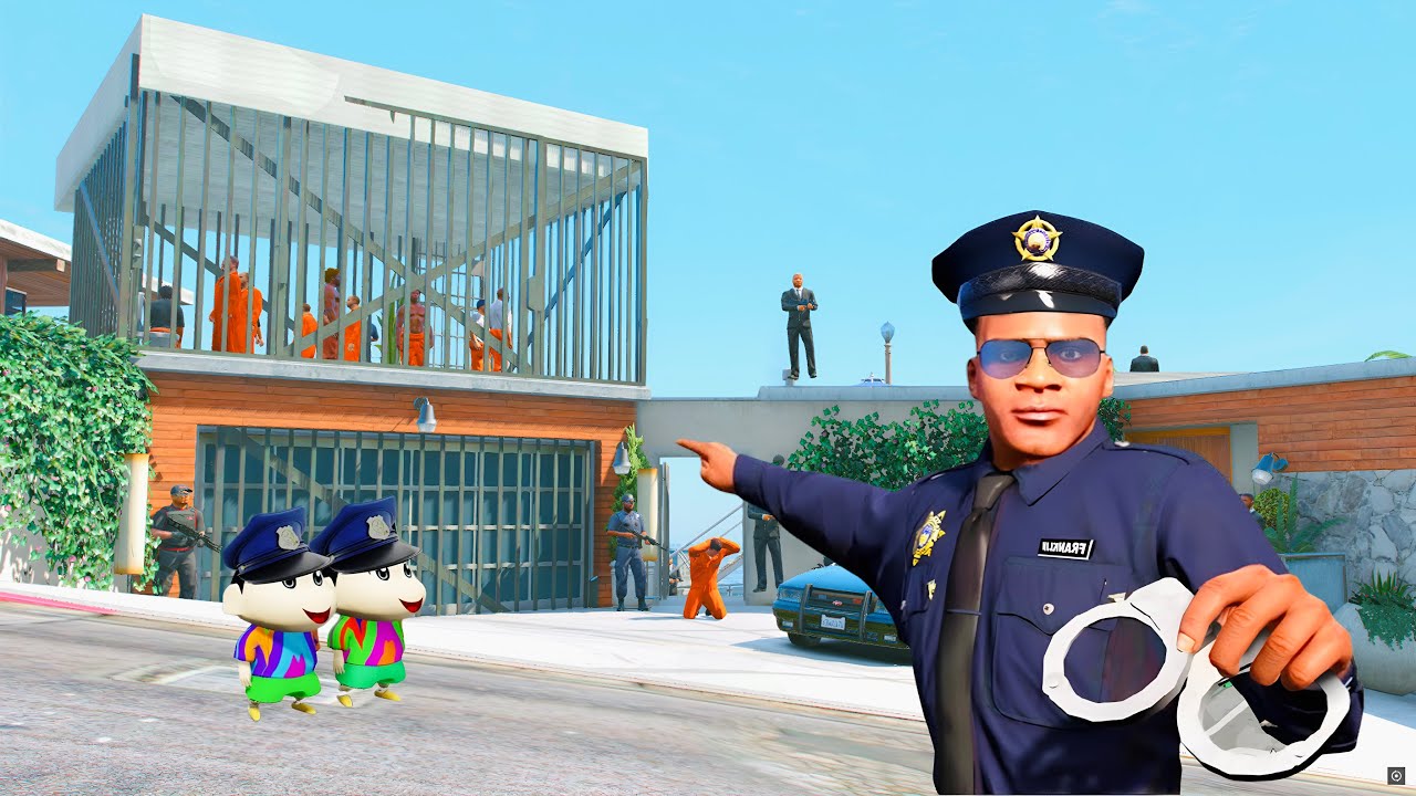 Franklin's House is the NEW Police Station In GTA 5!
