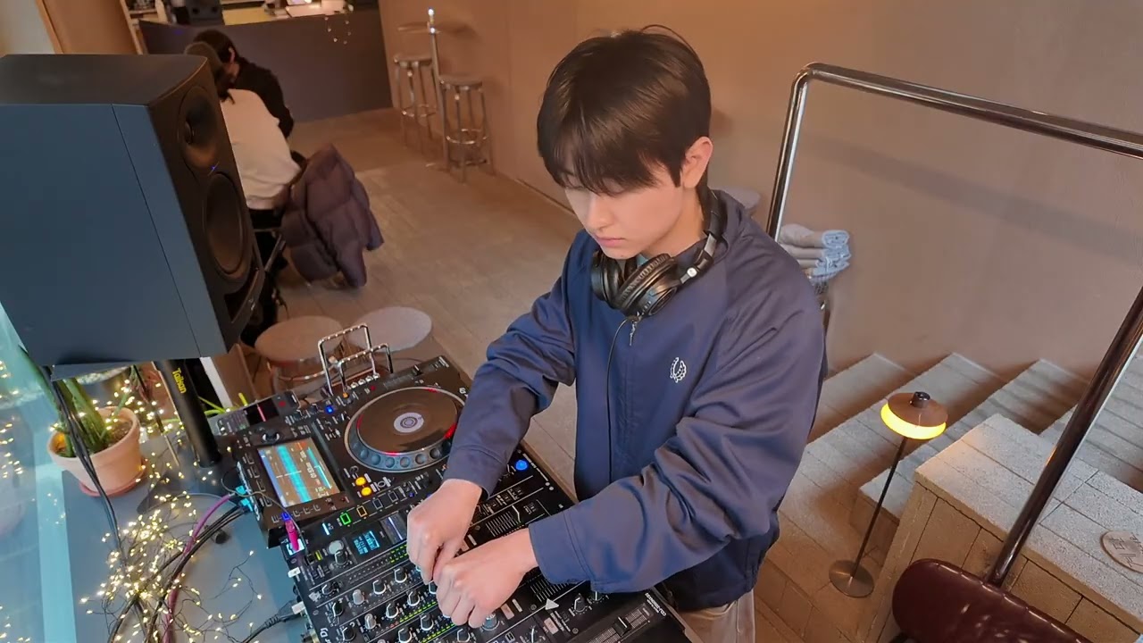 inside EP. 05 (hwnkyo)