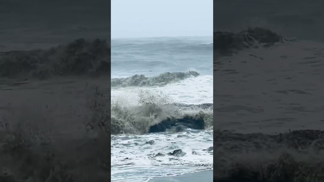 Rain on the beach @ Kasaragod #viral #trending #shorts #love  #travel #short #shortsviral #beach